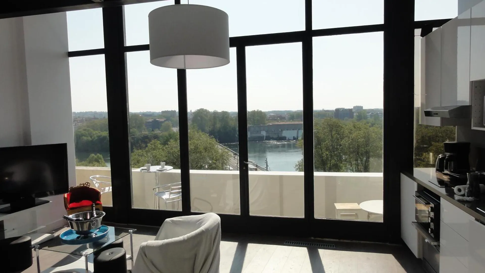 Apartamento Loft Vue Fleuve Garonne Parking Gratuit Toulouse