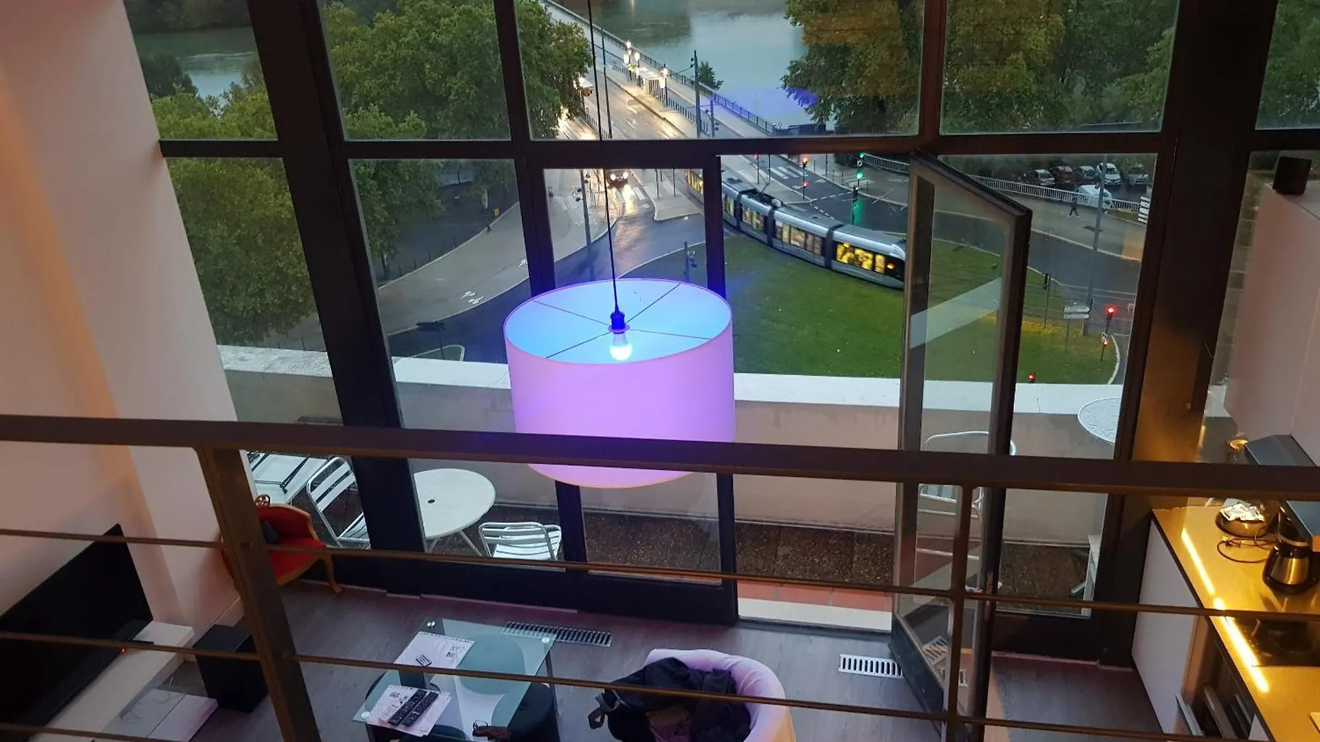 Apartamento Loft Vue Fleuve Garonne Parking Gratuit Toulouse